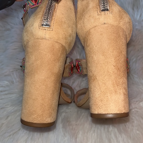 Botkier Gigi Sandals Suede Embellished Pink Studded Block Heel Sz 8 - Picture 5 of 9